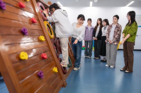 学前教育专业.jpg
